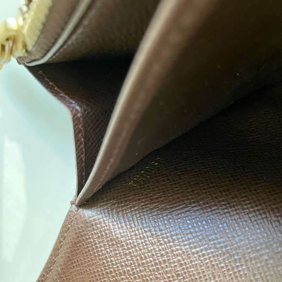 SOLD❌ Louis Vuitton Mini Lin Sarah Wallet - Picture 13 of 13
